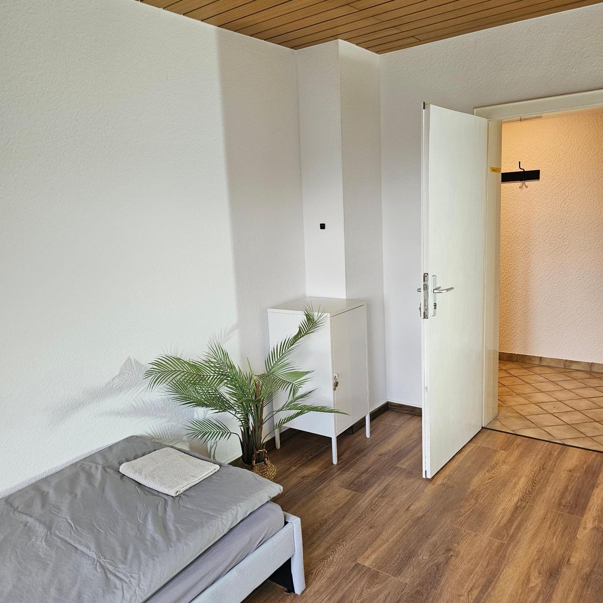 Monteurzimmer Karma Gelsenkirchen Exteriör bild